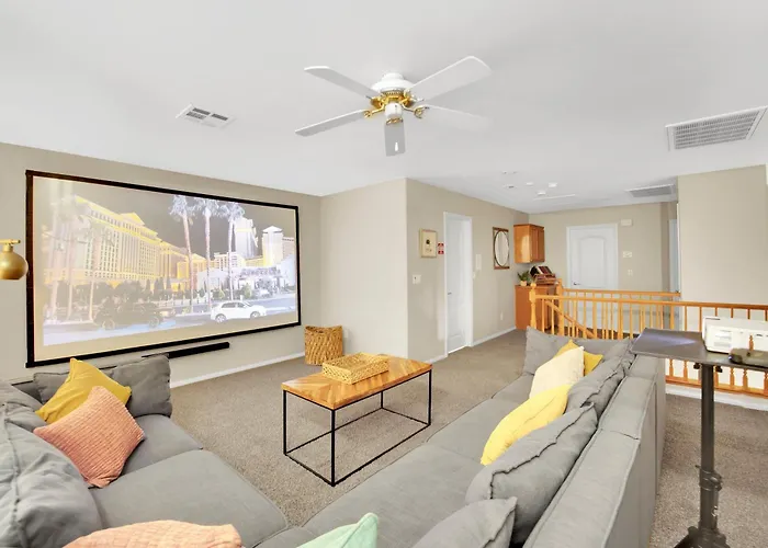 Seven Palms | 4Br Henderson Pool & Spa Retreat